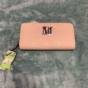 NWT! Badgley Mischka Taupe Wallet